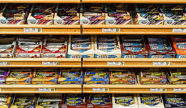 Protein Bars: Fueling Youth Sports